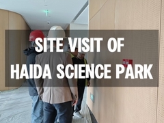 Równowaga stylu i ciszy z Winego Grooved Panelów ściennych dla przestrzeni kulturalnych